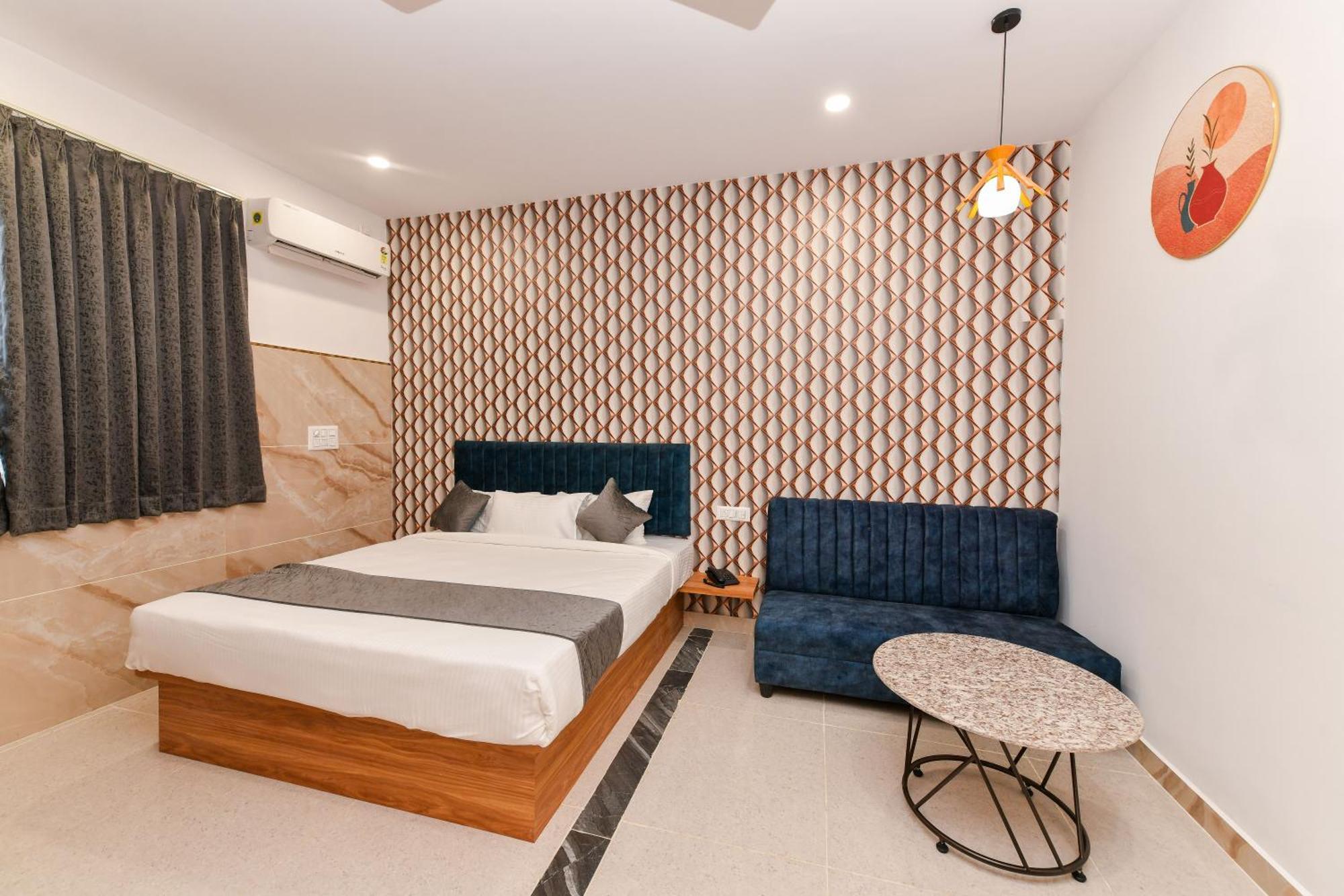 Hotel Shine International Mysore Bagian luar foto