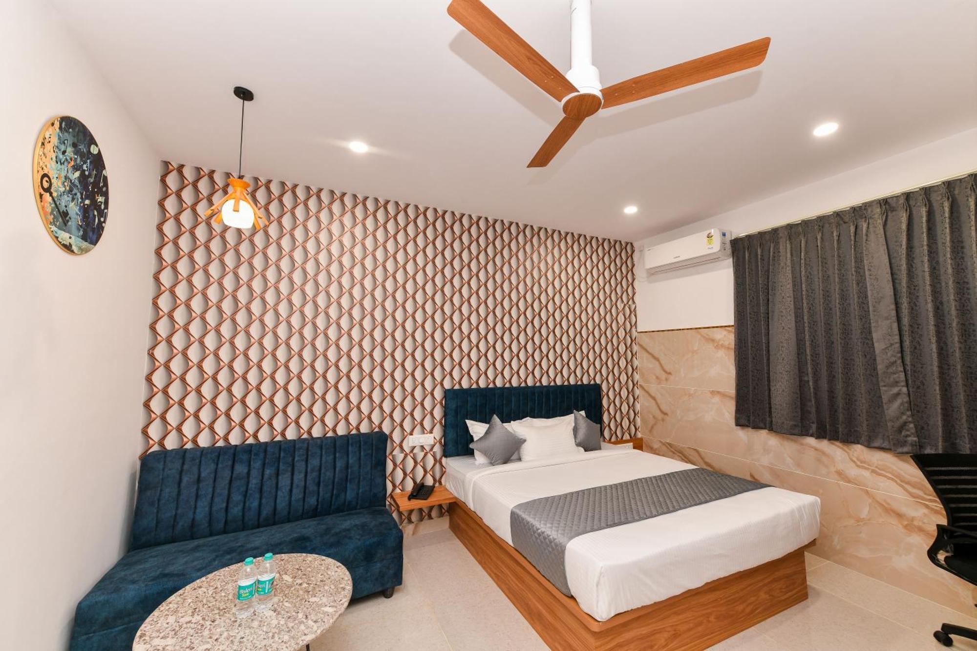 Hotel Shine International Mysore Bagian luar foto