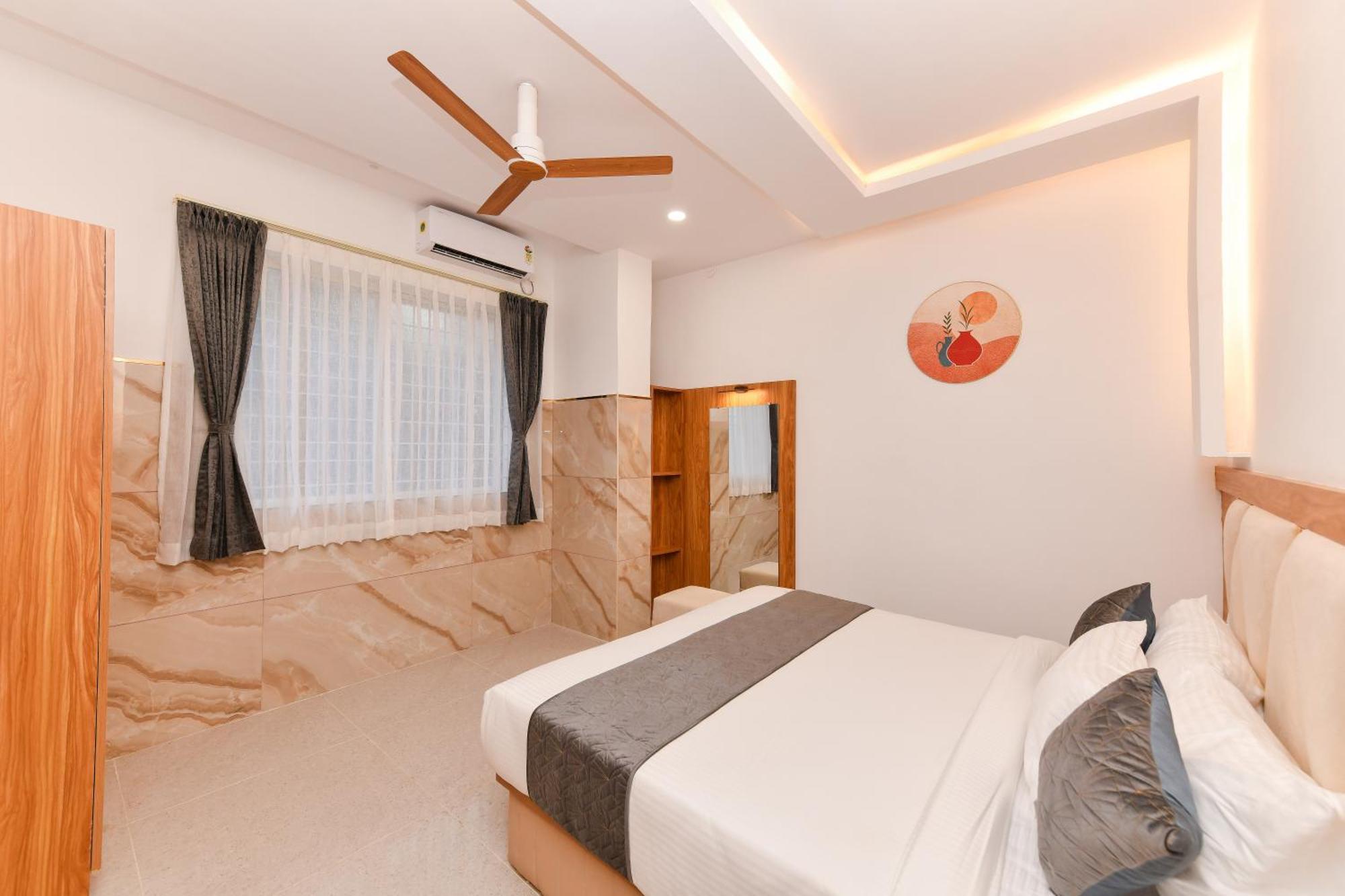 Hotel Shine International Mysore Bagian luar foto