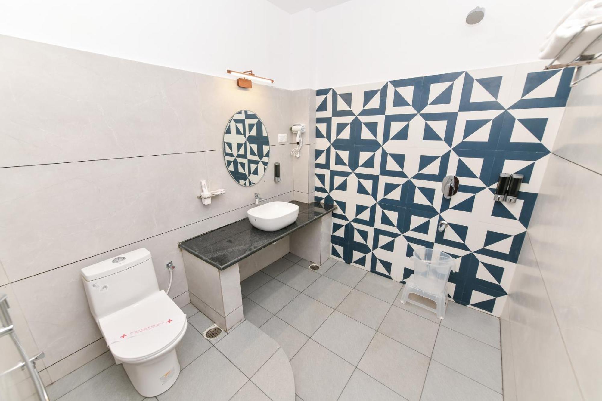 Hotel Shine International Mysore Bagian luar foto