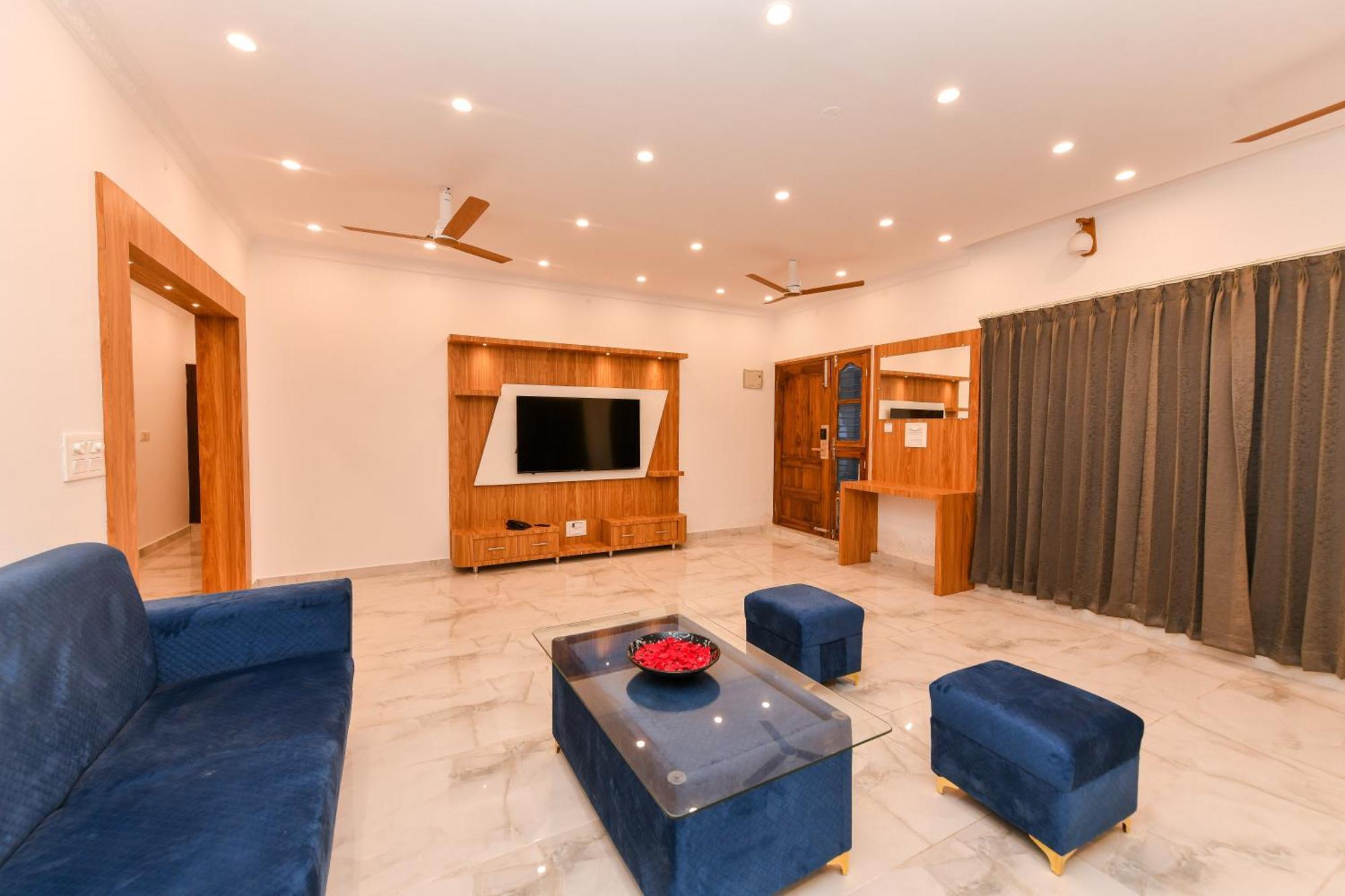 Hotel Shine International Mysore Bagian luar foto