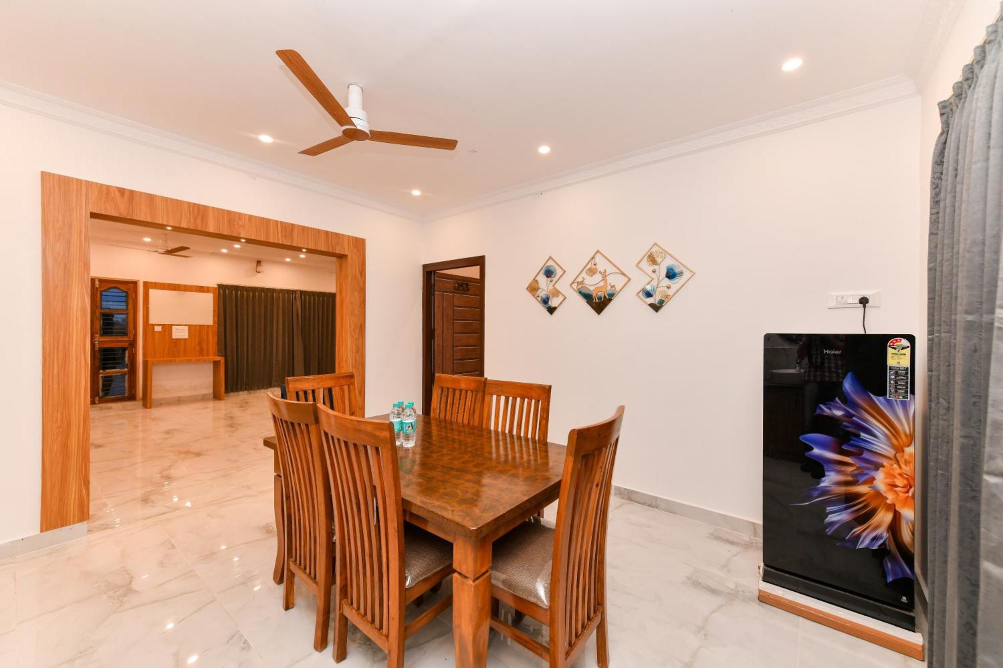 Hotel Shine International Mysore Bagian luar foto