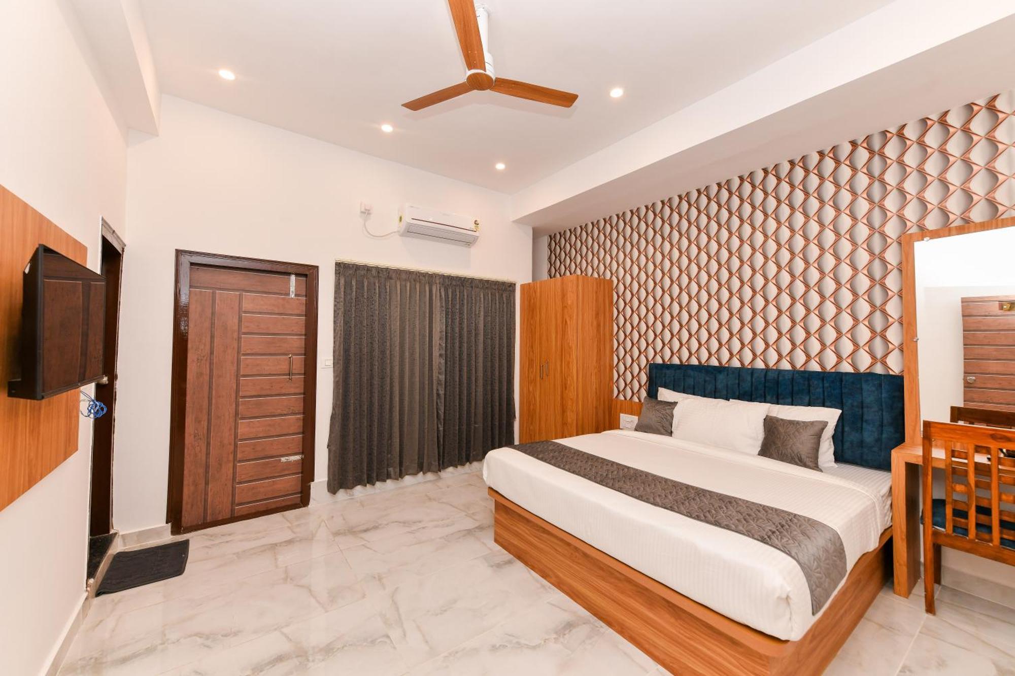 Hotel Shine International Mysore Bagian luar foto