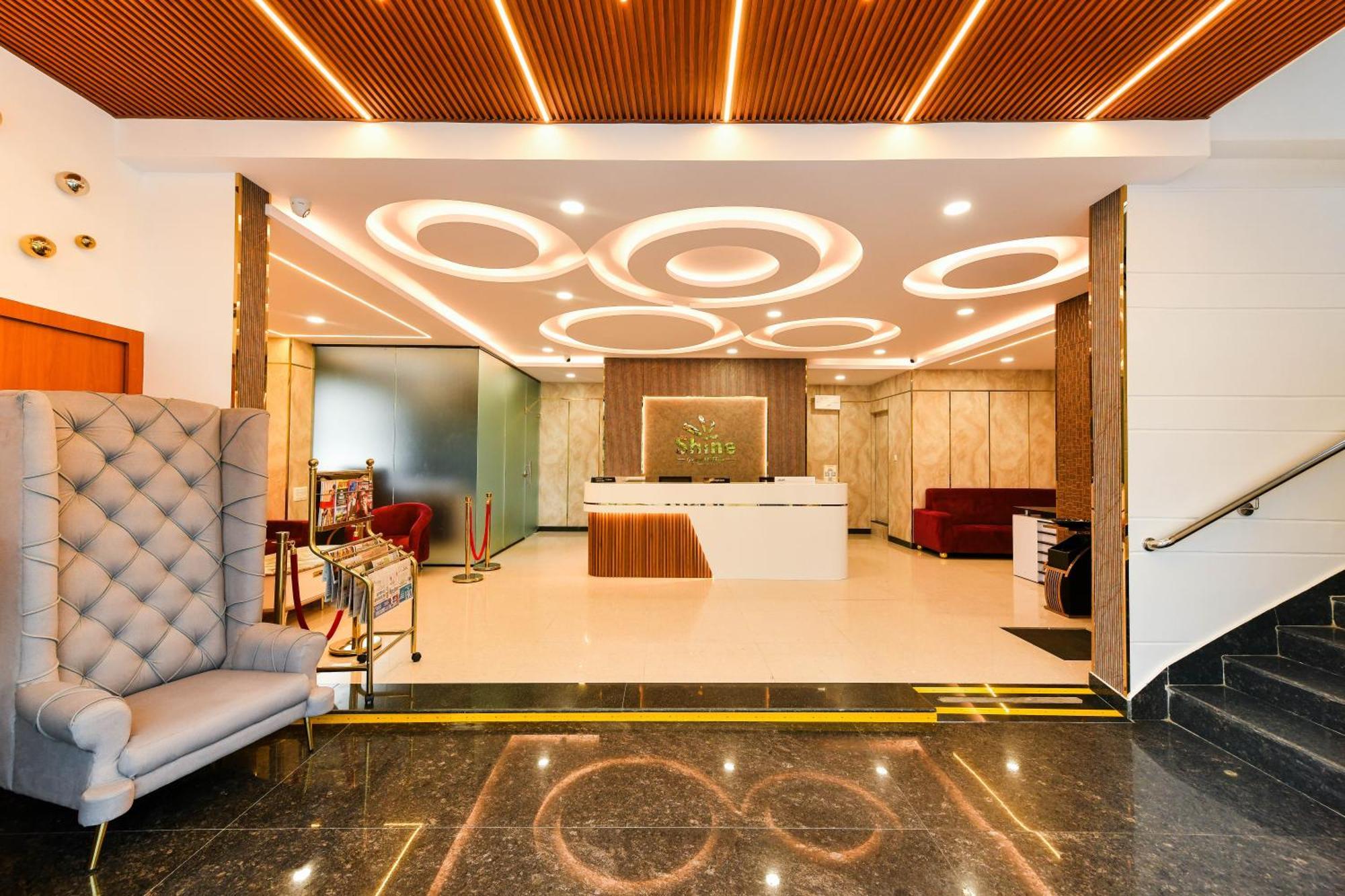 Hotel Shine International Mysore Bagian luar foto