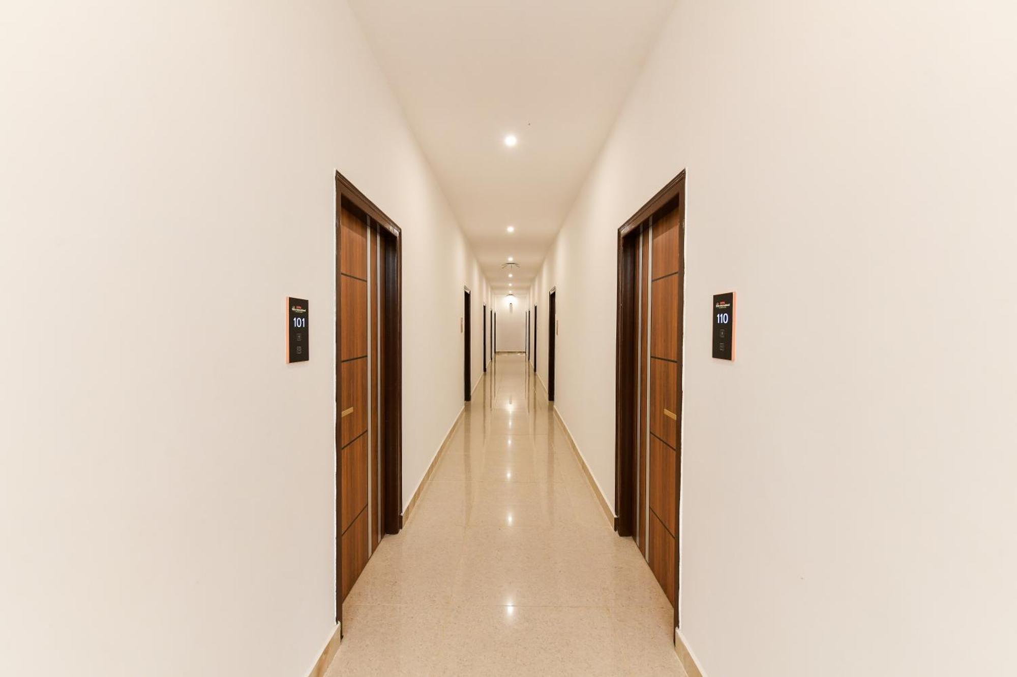 Hotel Shine International Mysore Bagian luar foto