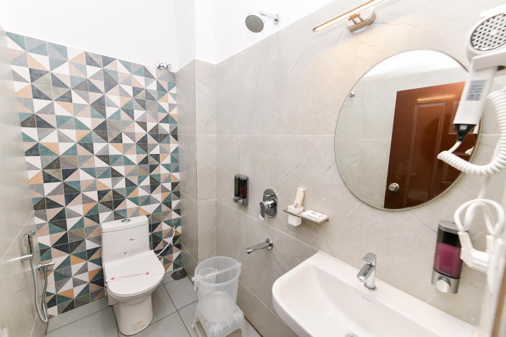 Hotel Shine International Mysore Bagian luar foto